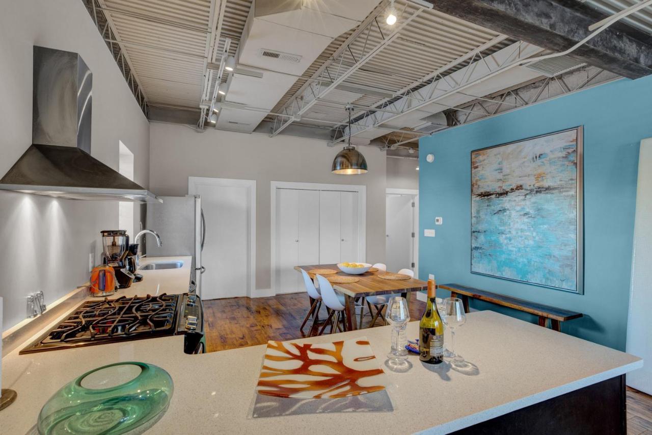 A Friendly Staycation - Downtown Greensboro Close To Major Attractions! Exterior photo