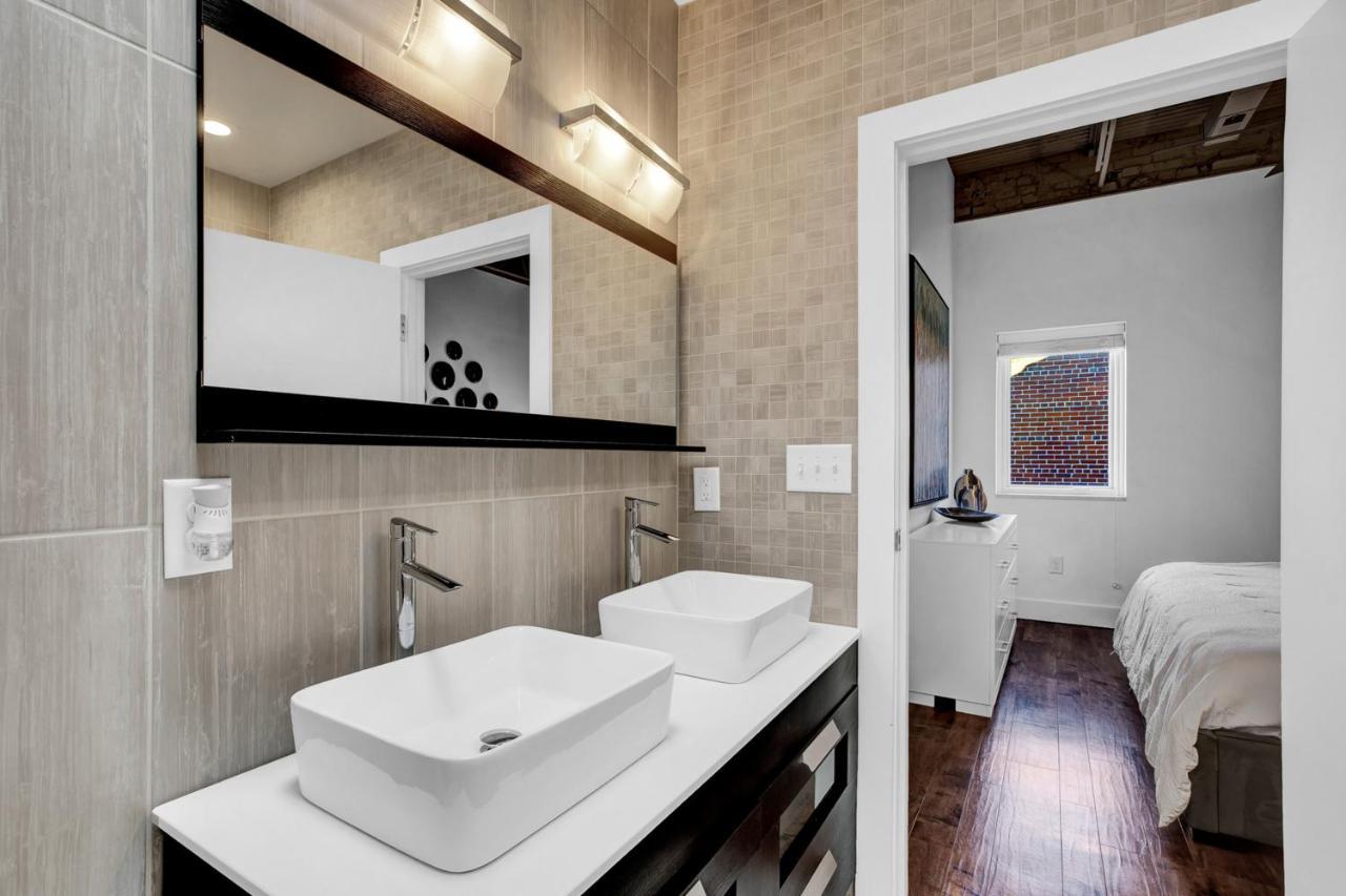 A Friendly Staycation - Downtown Greensboro Close To Major Attractions! Exterior photo